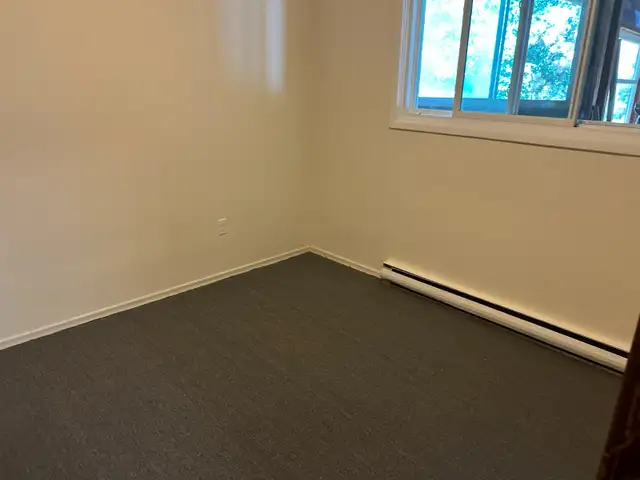 Portsmouth Village Escape / Move-in ready in Long Term Rentals in Kingston - Image 6