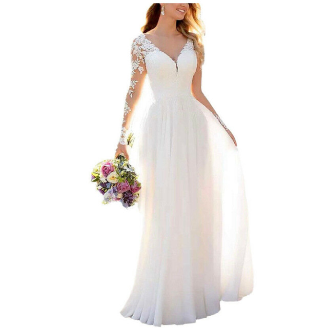 Stunning Bridal Gown Wedding Dress Illusion Sleeves 15/16 -NEW in Wedding in Oshawa / Durham Region