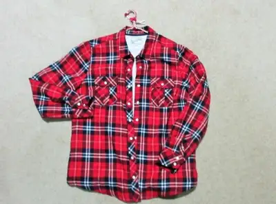 LADIES’ PLAID SHACKET…, View more
