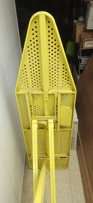 Vintage Metal ironing board Folding Adjustable in Other in City of Toronto - Image 3
