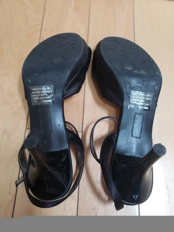 Cause & Effect Black Ankle Strap Heels - Size 10 in Women's - Shoes in Calgary - Image 5