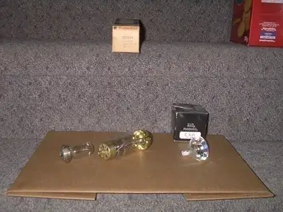 I have the following BRAND NEW film projector bulbs for sale: EGH A1 / 180 CTT/DAX DDB DDW DEK/DFW C...