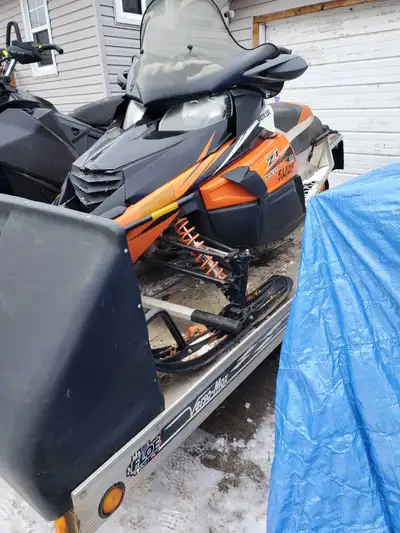 2011 Arctic Cat ZR 1100 Turbo.. 4-Stroke..2- Up Seat.. Under 1000km. $5500. Also Floe Aluminum Doubl...