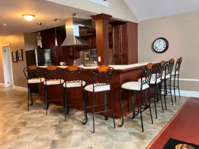 FULLY FURNISHED TWO (2) BEDROOM APARTMENT
