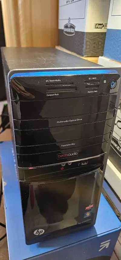 Model P7-1138 AMD A8-3800 APU 2.4GHz also has integrated video and audio Nvidia Quadro K620 graphics...
