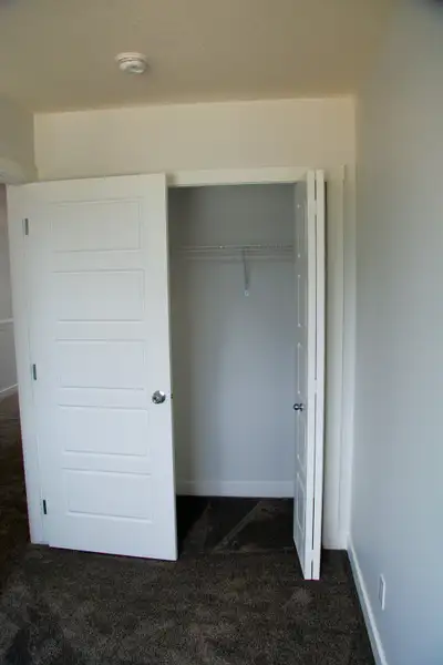 Masterbedroom for rent with personal washroom and closet