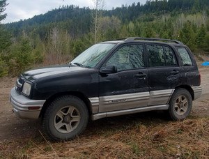 2002 Chevrolet Tracker