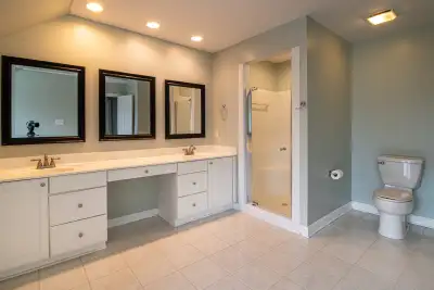 *** Affordable Bathroom, Basement & Kitchen Renos ***, View more