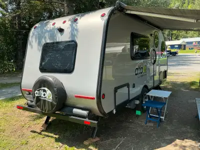 Alto F2114 2020 à vendre En excellente condition et complètement équipée; - Système de barre de tors...