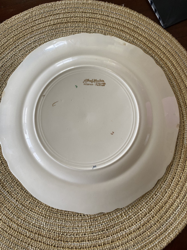 Alfred Meakin dinner plate in Arts & Collectibles in Norfolk County - Image 4