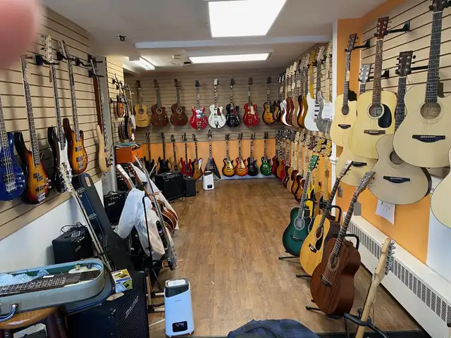 Below Wholesale Guitars and Accessories for Sale62863275002242123