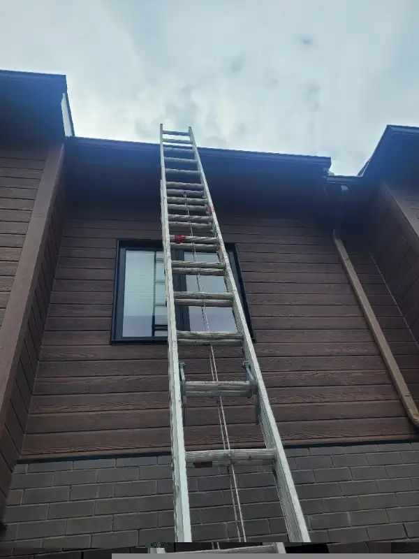 NO OVERCHARGING — JUST A MASTER ROOFER FOR ROOFING AND COVERINGS65636565644163123