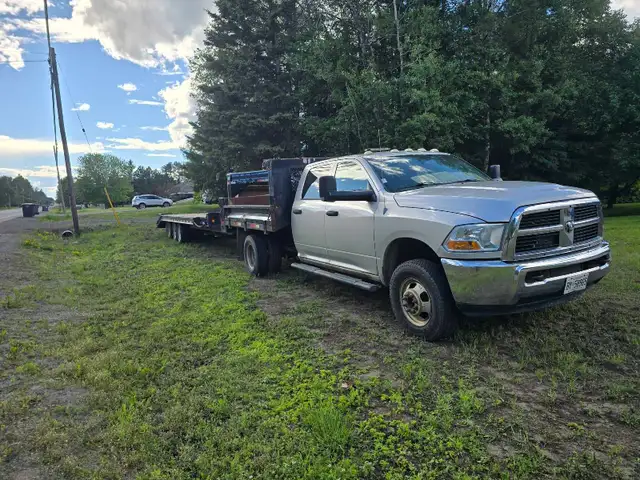 Crew cab Ram 3500 Dually 2wd.