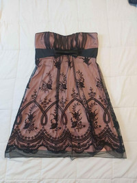 Formal dress (Suzy Shier) LG $40 Firm