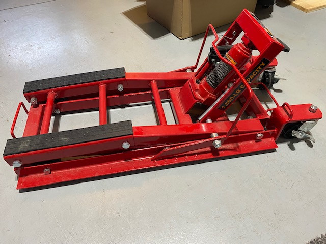 Torin BIG RED Motorcycle Lift 1500 lbs Capacity in Other in Kingston