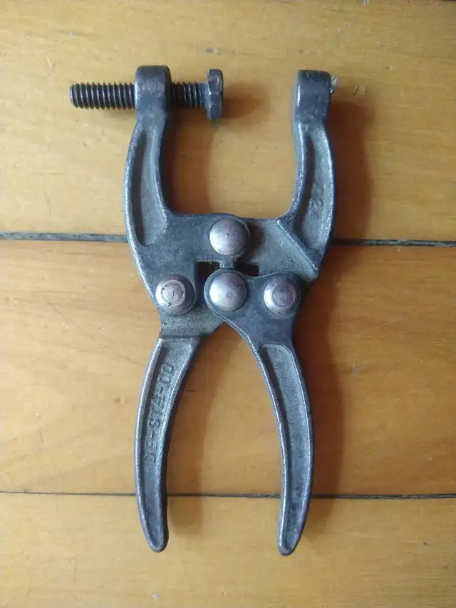 Vintage Toggle Clamp