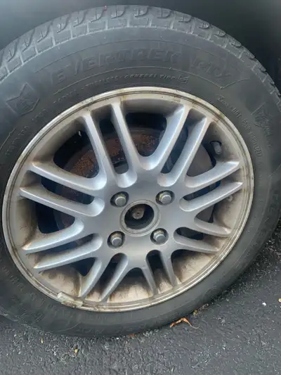 X4 Tires on but no life left Selling for rims basically Make me an offer Came off a ford focus 2010