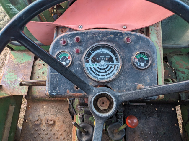 1973-1977 John Deere 2130 in Farming Equipment in North Bay - Image 3