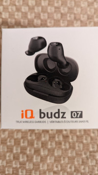 iQ Budz 07 True Wireless Bluetooth Earbuds with Charging Case