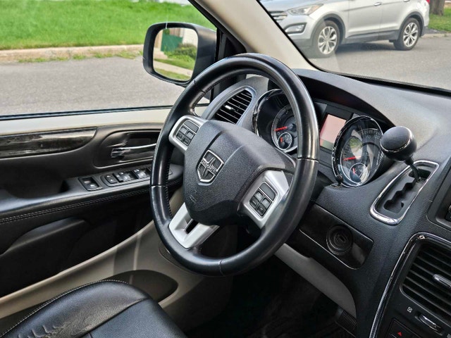 Dodge Grabd Caravan 2016 — photo 2