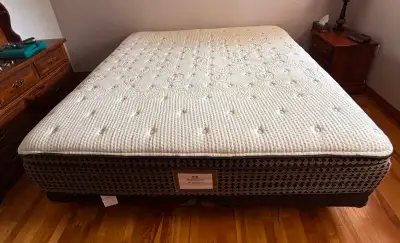 KING, EURO-TOP SEALY POSTUREPEDIC MATTRESS, BOX SPRINGS & FRAME, View more