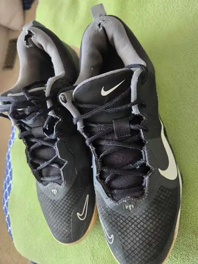 baseball cleats, View more