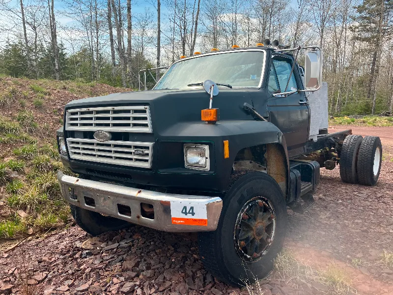 1988 Ford F-800