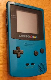 GameBoy Color + Pokemon Blue