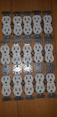 15x Cooper Wiring Devices 125V 15-Amp White Duplex Electrical
