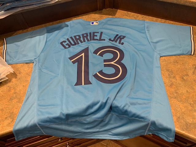 Toronto Blue Jays Gurriel JR mens XL in Arts & Collectibles in St. Catharines - Image 2