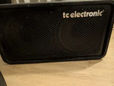 TC Electronic RS 212 Bass Cabinet, View more