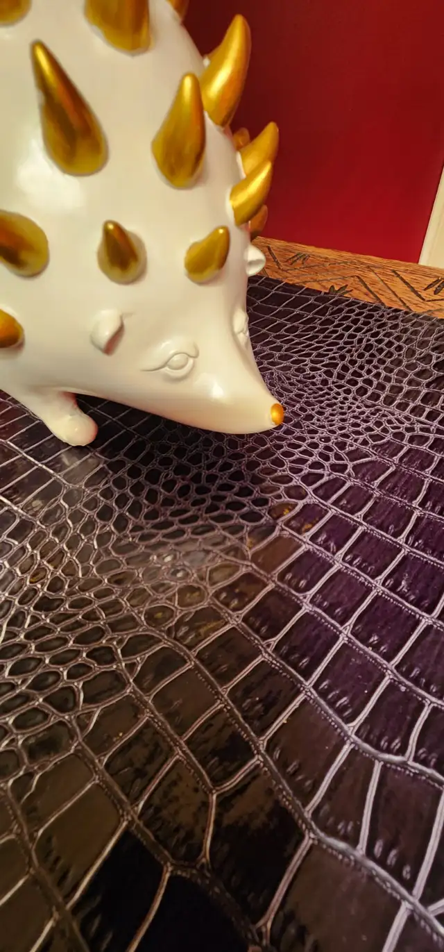 Beautiful New Hedge Hog Table Lamp 11in W x 18in Tall in Indoor Lighting & Fans in Edmonton - Image 7