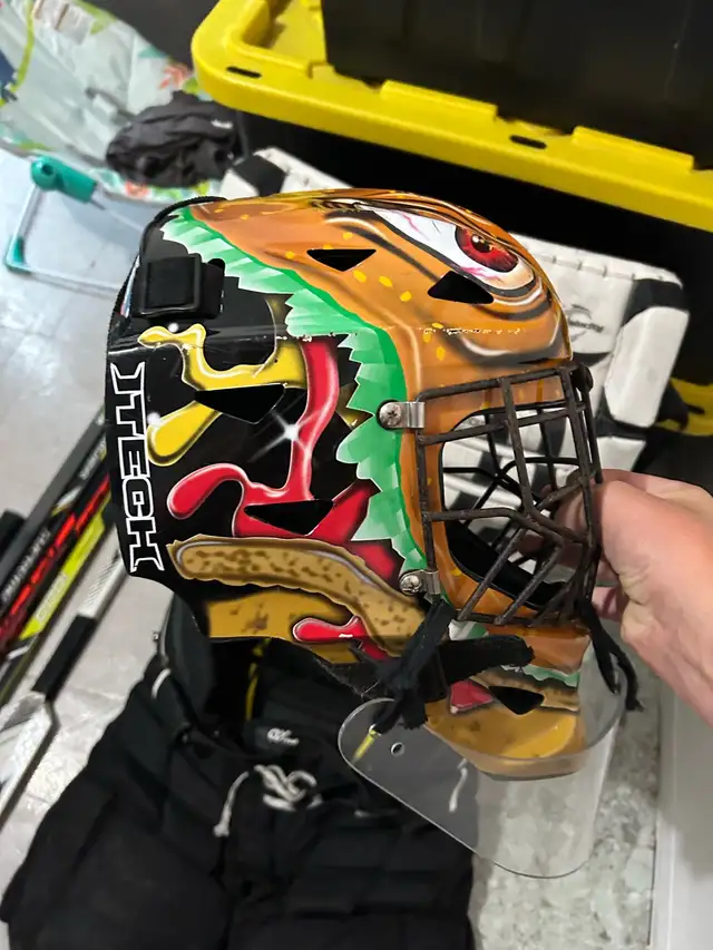 hockey equipment  in Hockey in Markham / York Region - Image 4