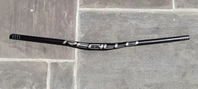 Handlebars, Seatposts, Stems! Carbon, RaceFace, 3T, HL, Scott... in Frames & Parts in Ottawa - Image 5