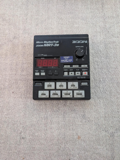 Zoom MRT-3b Micro RhythmTrak, View more