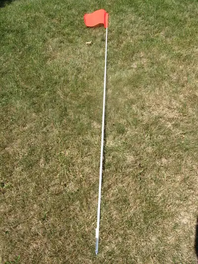 Checkers FS8-0 heavy duty 8 ft. flagstaff for sale. The fibreglass 5/16" rod is 8 ft. long with an 1...