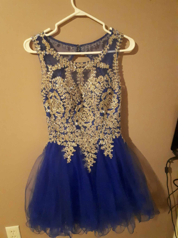 Beautiful homecoming dress. Size XS (ONLY WORN ONCE ) in Women's - Other in Kitchener / Waterloo