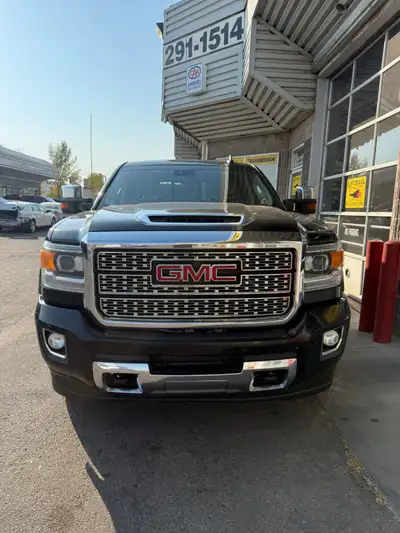 2018 GMC Sierra Denali HD. 6.6 L diesel with an Allison transmission. Vehicle is in great mechanical...