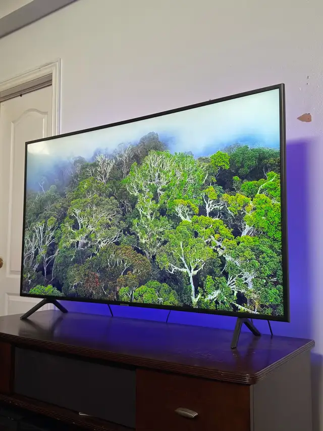 Samsung 58” 4K Smart TV - AMAZING CONDITION in TVs in City of Toronto - Image 5