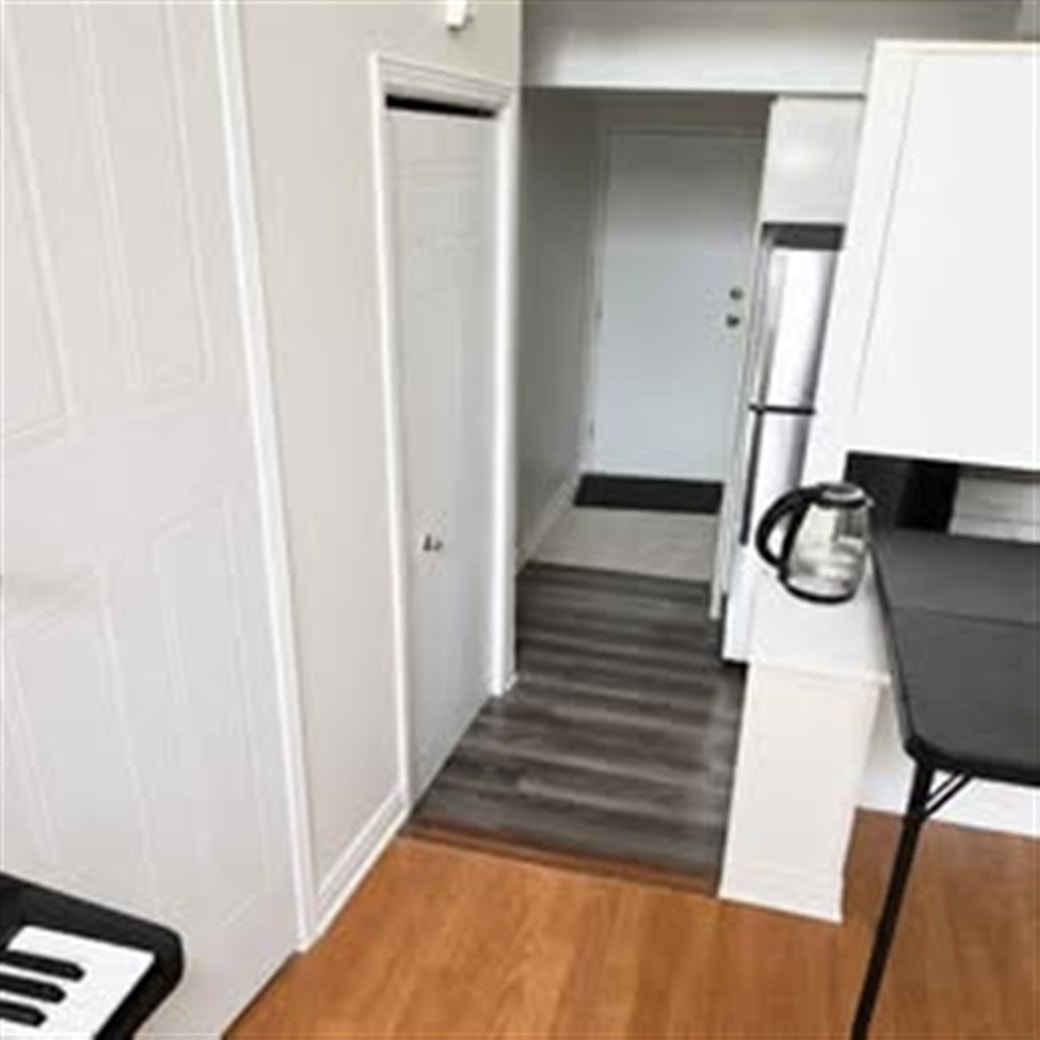 Lease Transfer – 1 Bedroom Apartment – Bois-Franc — photo 2