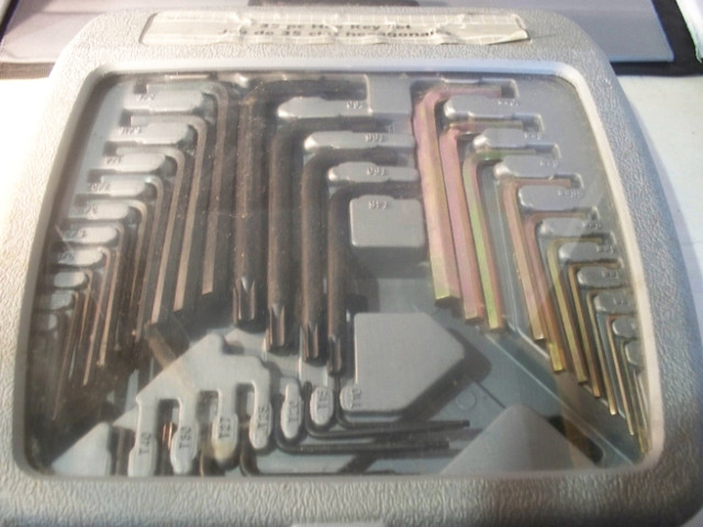 35 PIECE HEX KEY SET in Hand Tools in Sarnia - Image 3
