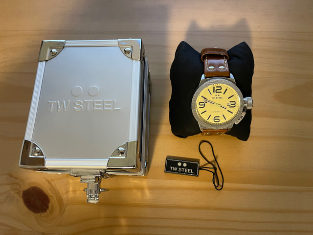 TW Steel TWA952 canteen automatic watch in Jewellery & Watches in City of Toronto - Image 2