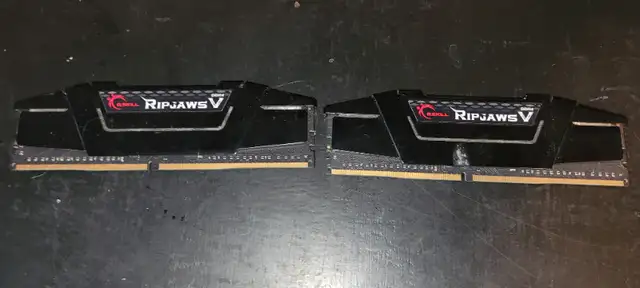 ASUS Monitor, Red Dragon Keyboard and 2 RipJaw 8G memory LOT in System Components in Cambridge - Image 7
