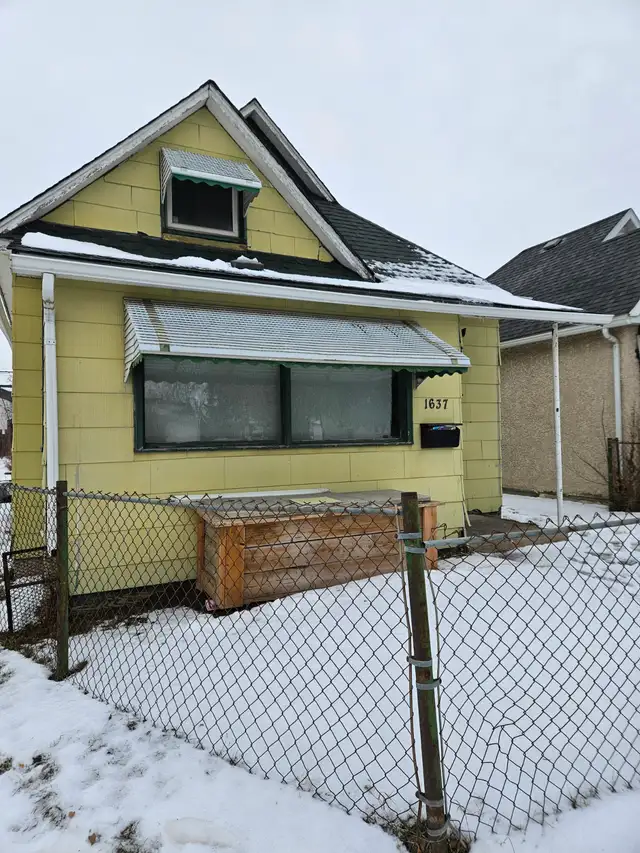 House for rent near red river college