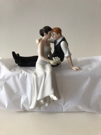 Romantic Couple Porcelain Wedding Cake Topper - WeddingStar