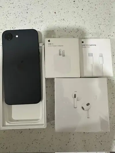 iPhone 16e 128gb **Airpods/Fast Charger/Delivery**, View more