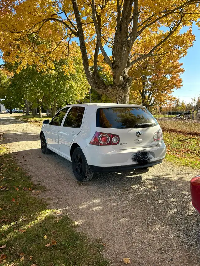 2008 Volkswagen city golf 2.0L dans Autos et camions dans Barrie - Image 8