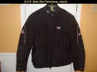 Manteau de moto (femme, taille 10), 40$.