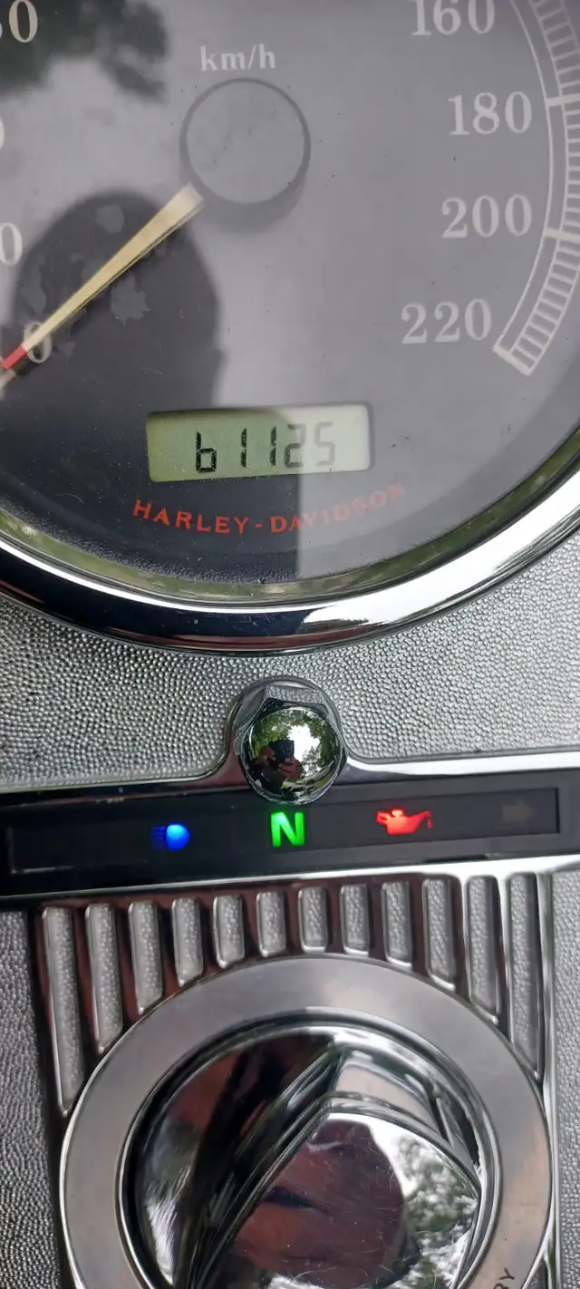 07 Road King Classic in Touring in City of Toronto - Image 10