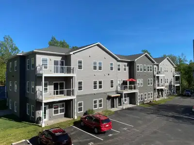 2 bedrooms, 2 full baths Luxury retirement apartments Open concept kitchen, living and dining area B...